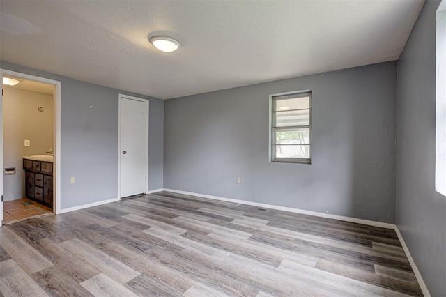 1013 N Carr Drive, Newcastle, OK 73065
