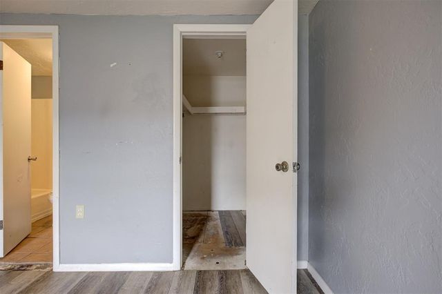 1013 N Carr Drive, Newcastle, OK 73065