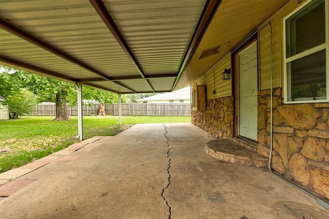 1013 N Carr Drive, Newcastle, OK 73065