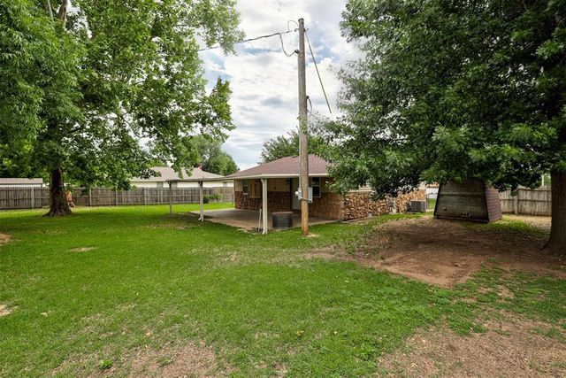 1013 N Carr Drive, Newcastle, OK 73065