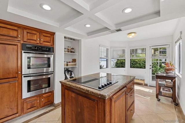 4505 Villas Dr, Bonita, CA 91902