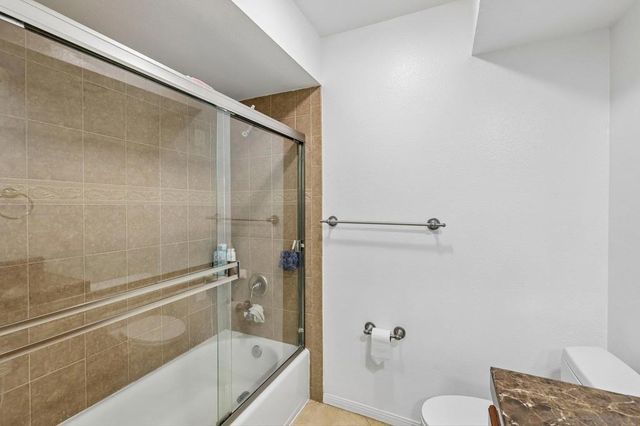 4505 Villas Dr, Bonita, CA 91902