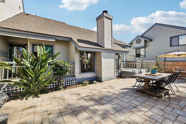 4505 Villas Dr, Bonita, CA 91902