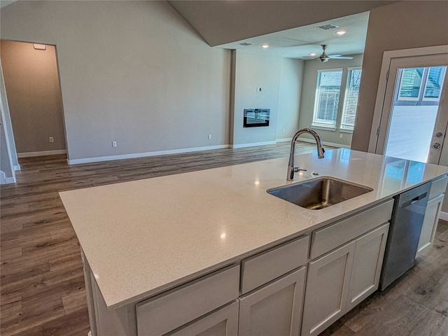 2429 Linto Street, Fort Worth, TX 76179