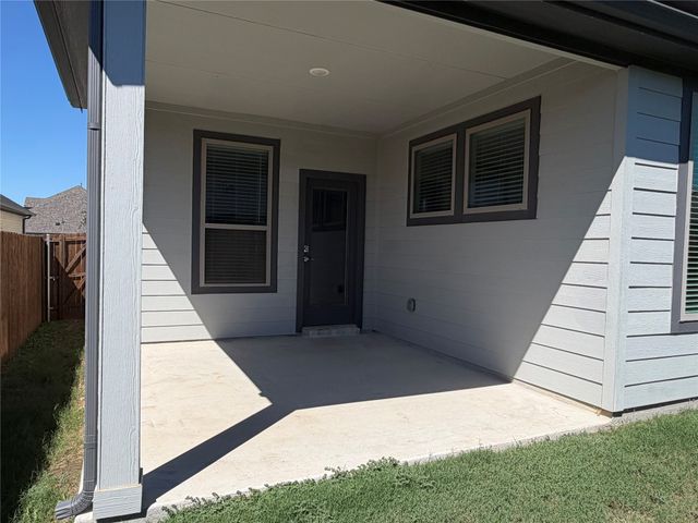2429 Linto Street, Fort Worth, TX 76179