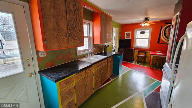 6009 13th Avenue S, Minneapolis, MN 55417