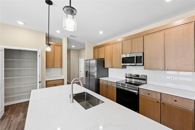 4497 NW 37TH STREET, Ocala, FL 34482