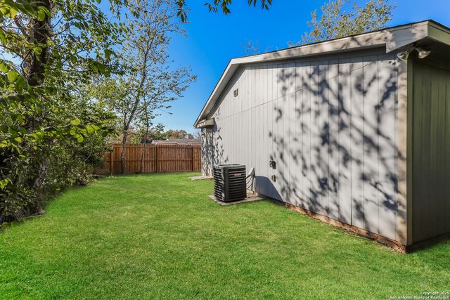 907 Liberty, Seguin, TX 78155