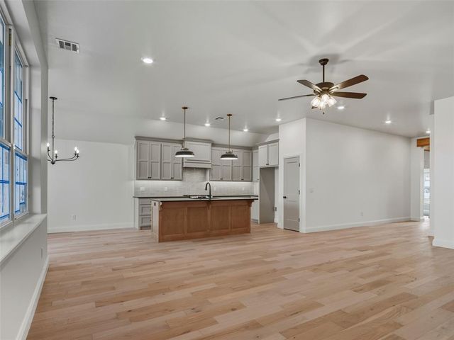 7909 NW 163rd Street, Oklahoma City, OK 73013