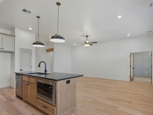 7909 NW 163rd Street, Oklahoma City, OK 73013