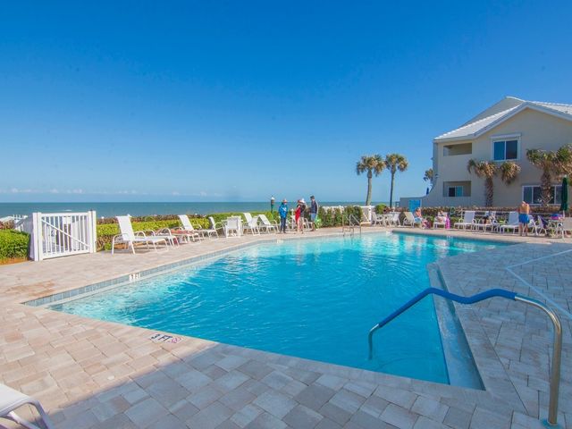 210 N Carmel Court, Vero Beach, FL 32963