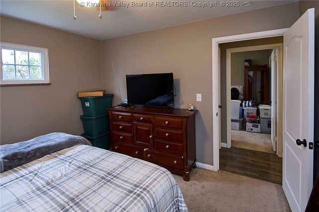 120 Poca Circle, Poca, WV 25159