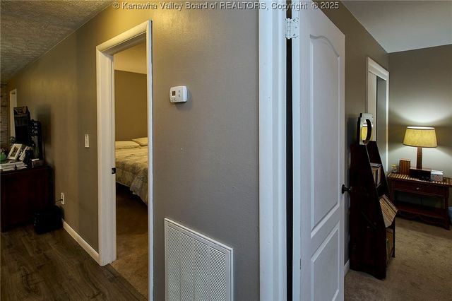 120 Poca Circle, Poca, WV 25159