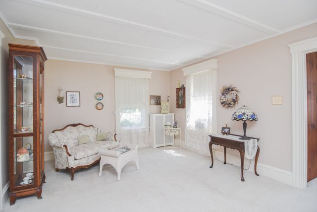12 Houston Ave, Methuen, MA 01844