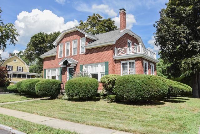 12 Houston Ave, Methuen, MA 01844