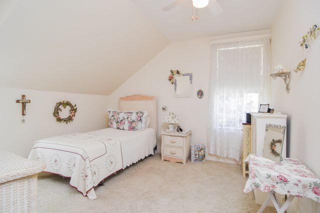12 Houston Ave, Methuen, MA 01844