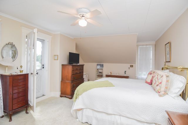 12 Houston Ave, Methuen, MA 01844