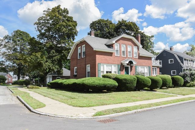 12 Houston Ave, Methuen, MA 01844