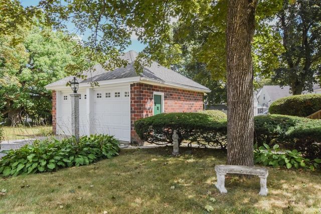 12 Houston Ave, Methuen, MA 01844