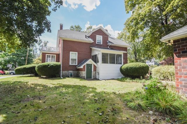 12 Houston Ave, Methuen, MA 01844