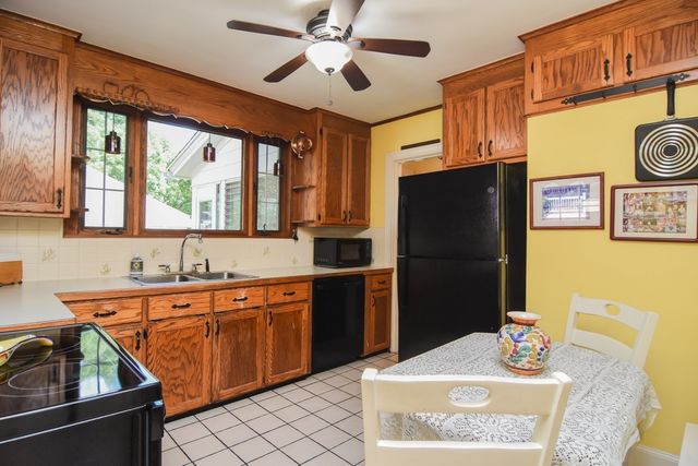 12 Houston Ave, Methuen, MA 01844