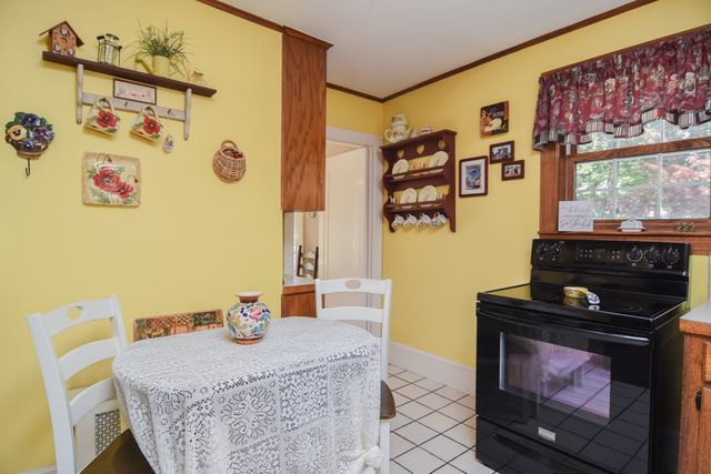 12 Houston Ave, Methuen, MA 01844