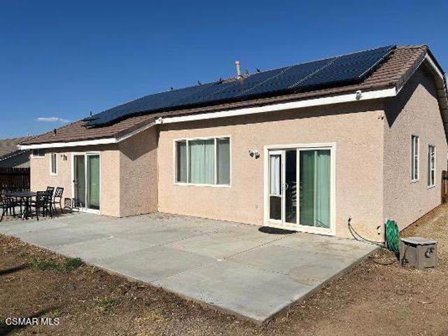 42011 Summer Lane, Lancaster, CA 93536