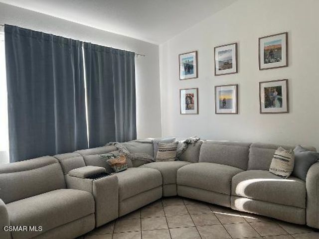 42011 Summer Lane, Lancaster, CA 93536