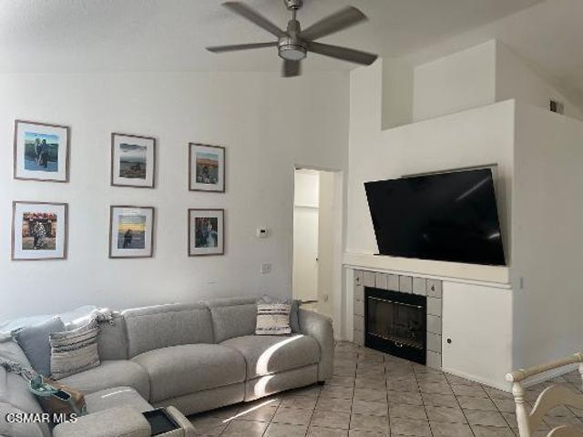 42011 Summer Lane, Lancaster, CA 93536