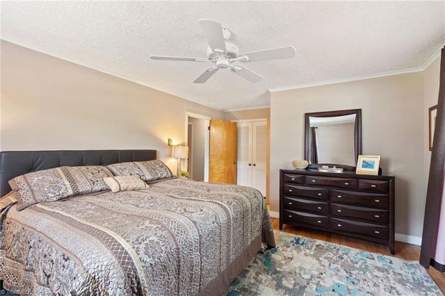 116 Lakeview Circle, Thomasville, NC 27360
