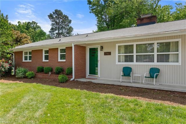 116 Lakeview Circle, Thomasville, NC 27360
