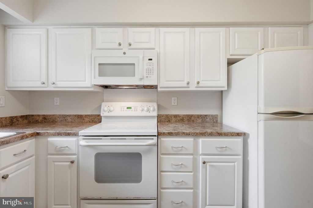 500 E LANCASTER AVE #108A, WAYNE, PA 19087 — photo 3
