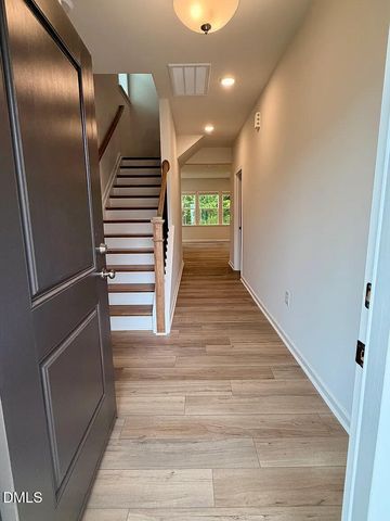 215 Broomside Avenue, Raleigh, NC 27603