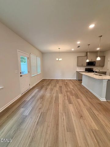 215 Broomside Avenue, Raleigh, NC 27603
