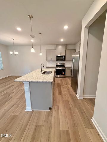 215 Broomside Avenue, Raleigh, NC 27603