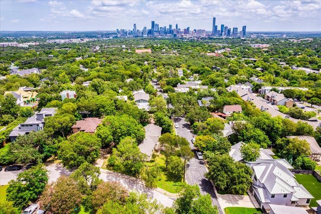 800 Terrell Hill DR, Austin, TX 78704