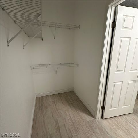 9975 Peace Way 2078, Las Vegas, NV 89147