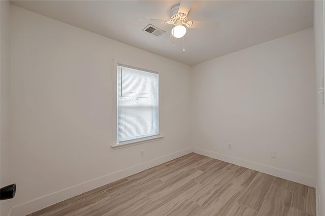 915 Adele Street, Houston, TX 77009