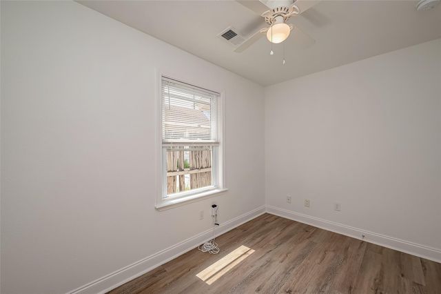 915 Adele Street, Houston, TX 77009