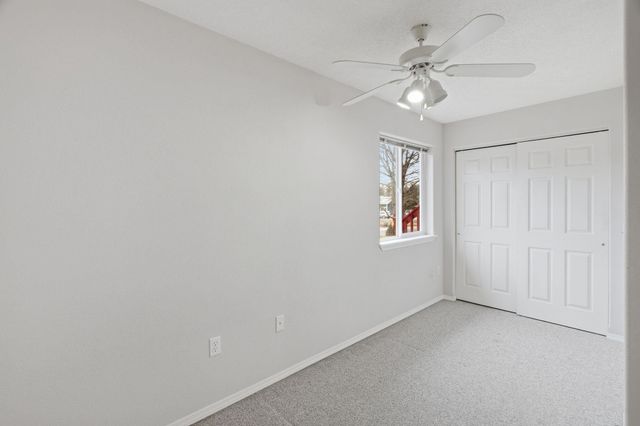 6840 N Oxford Ln, Spokane, WA 99208