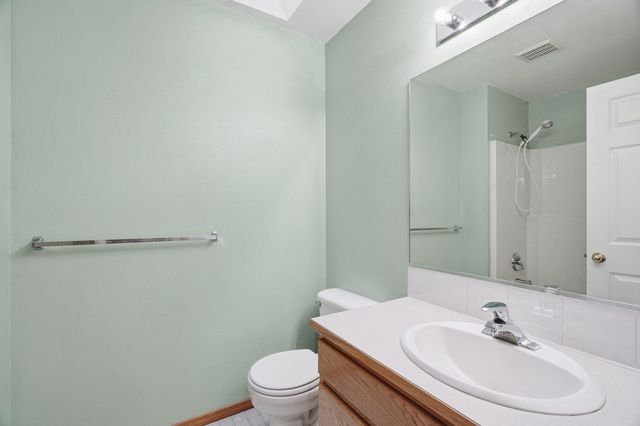 6840 N Oxford Ln, Spokane, WA 99208