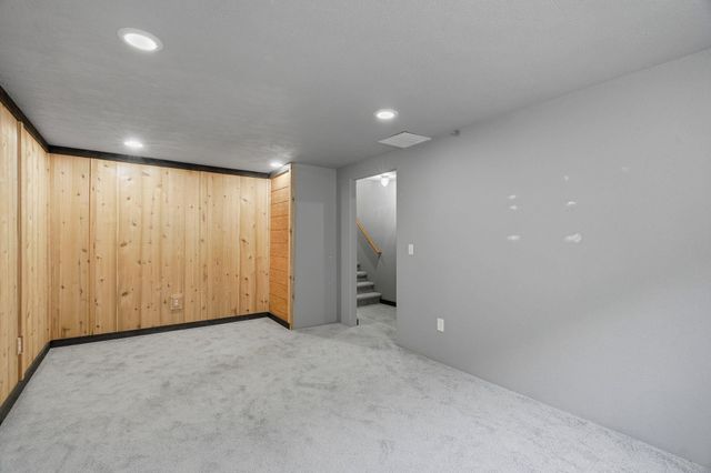 6840 N Oxford Ln, Spokane, WA 99208