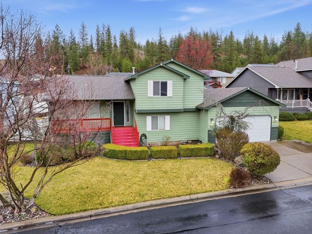 6840 N Oxford Ln, Spokane, WA 99208