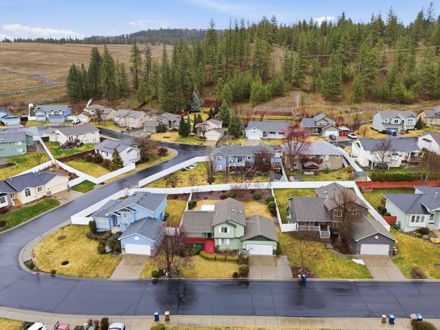 6840 N Oxford Ln, Spokane, WA 99208