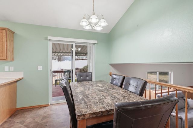 6840 N Oxford Ln, Spokane, WA 99208