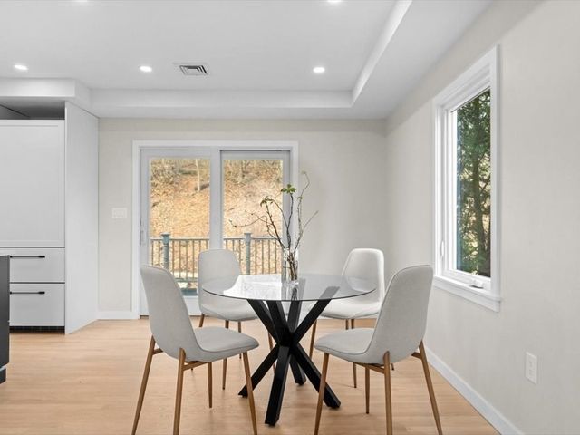 65 Eliot St, Natick, MA 01760