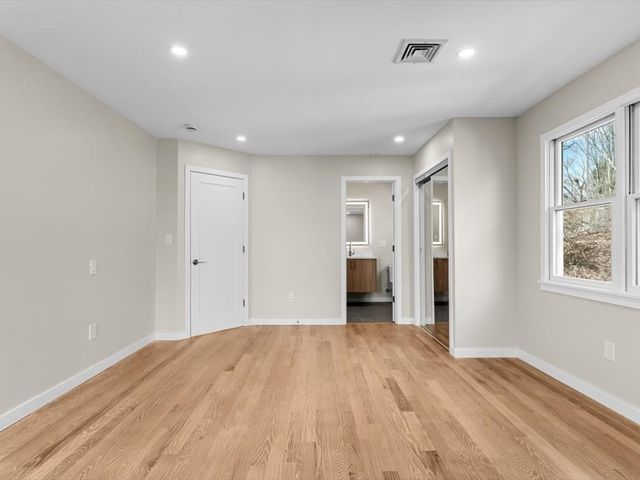 65 Eliot St, Natick, MA 01760