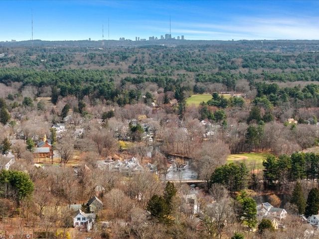 65 Eliot St, Natick, MA 01760