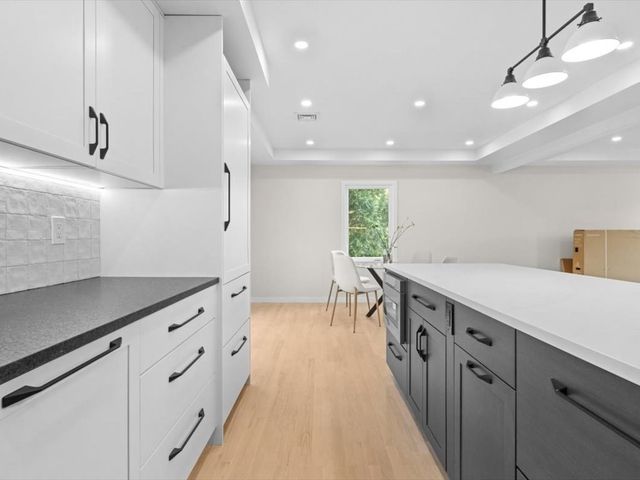 65 Eliot St, Natick, MA 01760