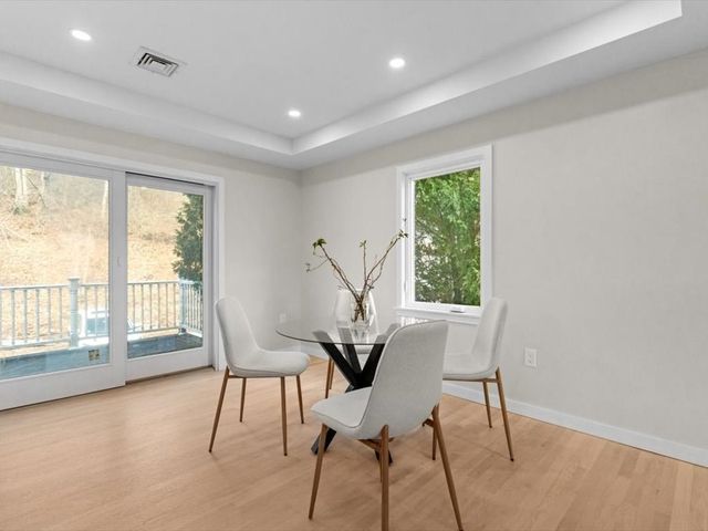 65 Eliot St, Natick, MA 01760